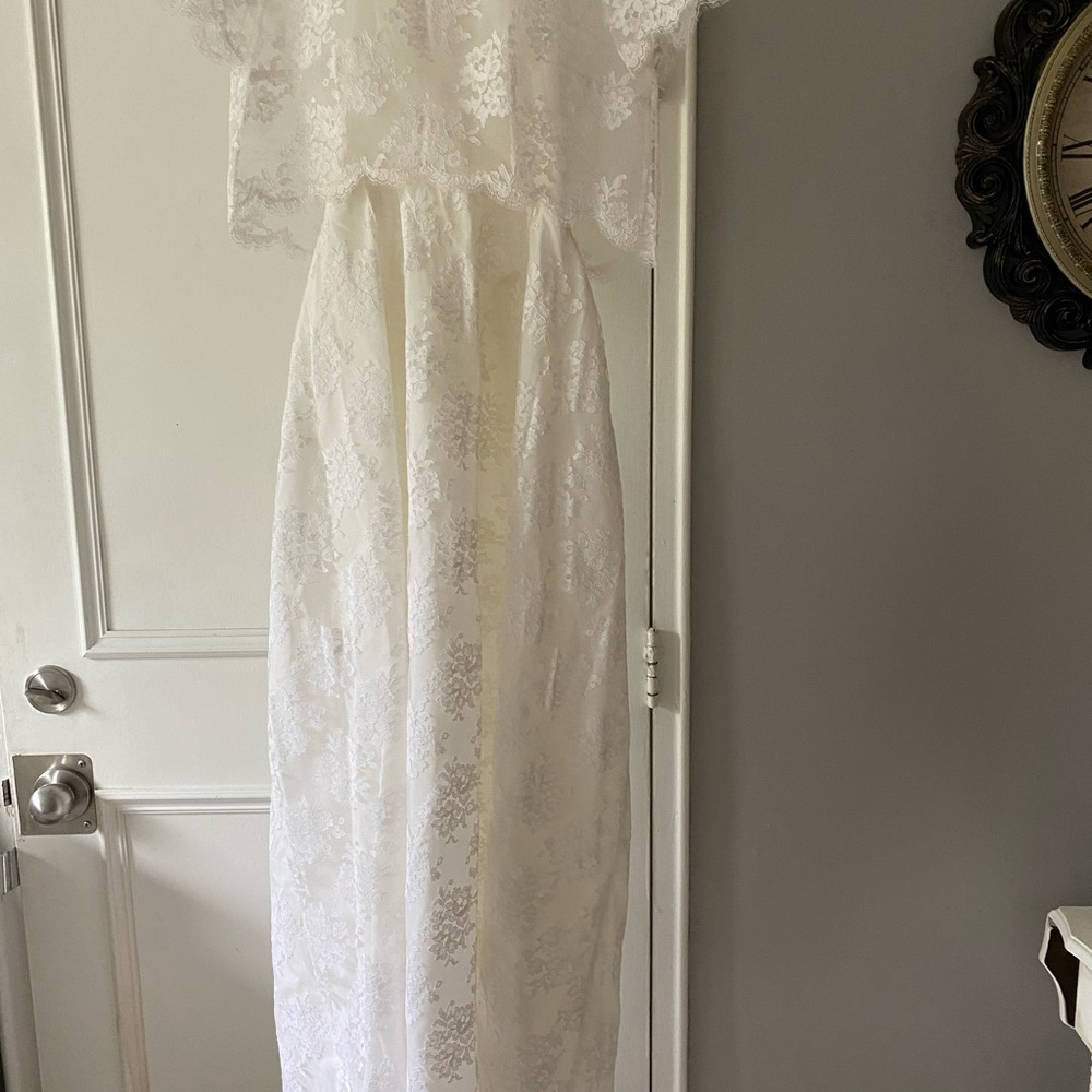 White Lace Vintage Wedding Dress
